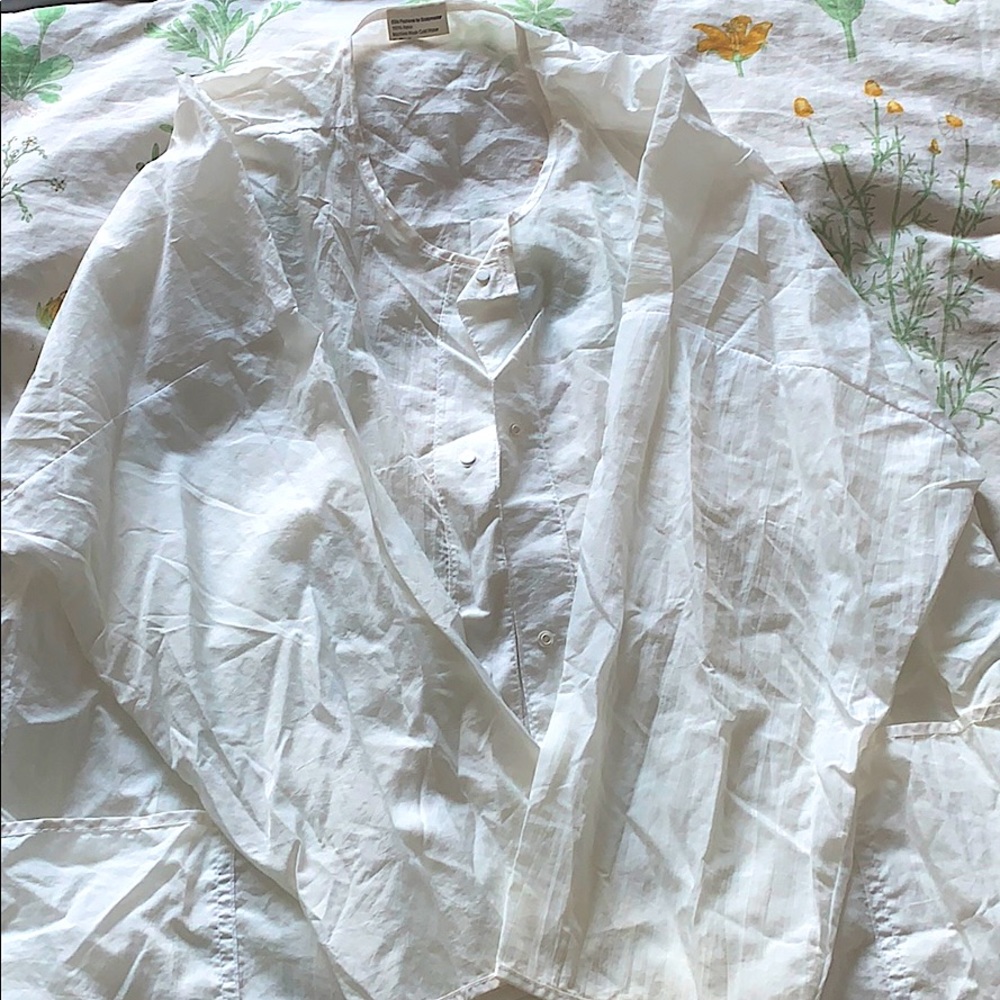 White sanitation cover up